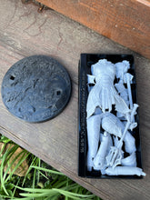 Charger l&#39;image dans la galerie, Baldur&#39;s Gate, figurine Baldur&#39;s Gate, figurine Astarion, Lae&#39;Zel, Figurine Karlach, figurine ombrecoeur, gayle, wyll, Daëlys Art, Minthara
