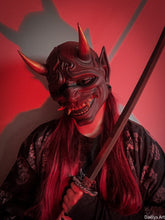 Charger l&#39;image dans la galerie, Masque oni, masque démon japonais, décoration japonaise, folklore japonais, japon traditionnel, Yokaï, Hannya, Daëlys Art
