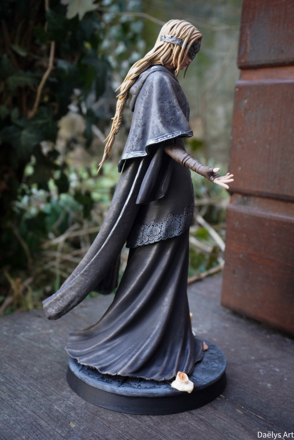 Figurine with or without paint - Guardian of the fire