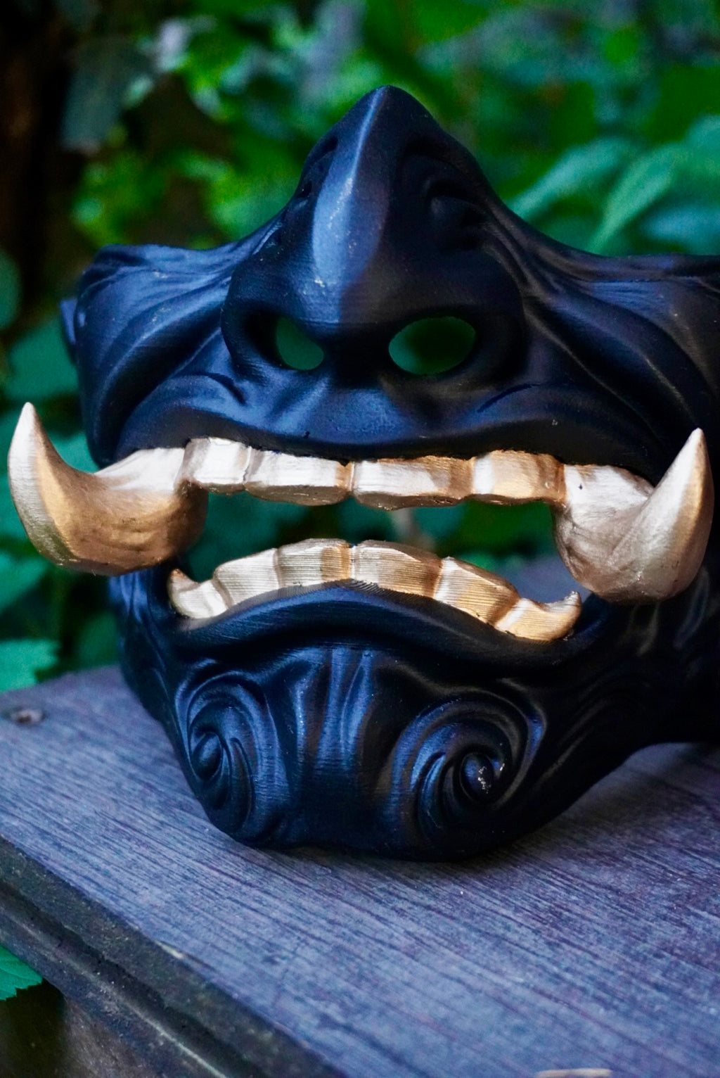 Mempo mask - Black and gold