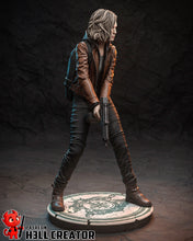 Load image into Gallery viewer, figurine grace ashcroft, figurine resident evil requiem, figurine leon s kennedy, figurine a peindre, figurine de collection
