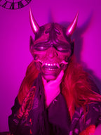 Masque oni, masque démon japonais, décoration japonaise, folklore japonais, japon traditionnel, Yokaï, Hannya, Daëlys Art, mempo, samouraï