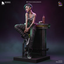 Charger l'image dans la galerie, figurine cybepunk 2077, figurine Judy cyberpunk, figurine a peindre

