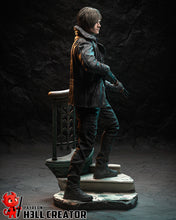 Load image into Gallery viewer, figurine grace ashcroft, figurine resident evil requiem, figurine leon s kennedy, figurine a peindre, figurine de collection
