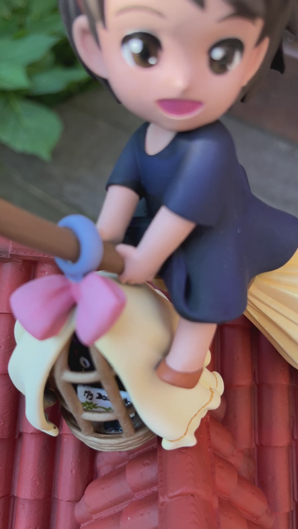 Figurine avec ou sans peinture - Kiki la sorcière