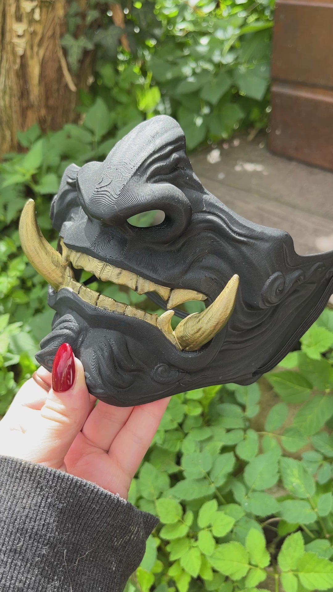 Masque Mempo Oni - Noir et doré