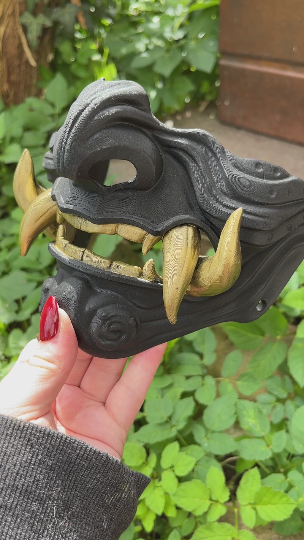 Masque Mempo Oni - Noir et doré