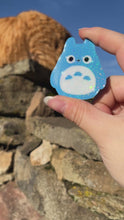 Load and play video in Gallery viewer, Pin&#39;s &amp; Magnet - Blue Totoro
