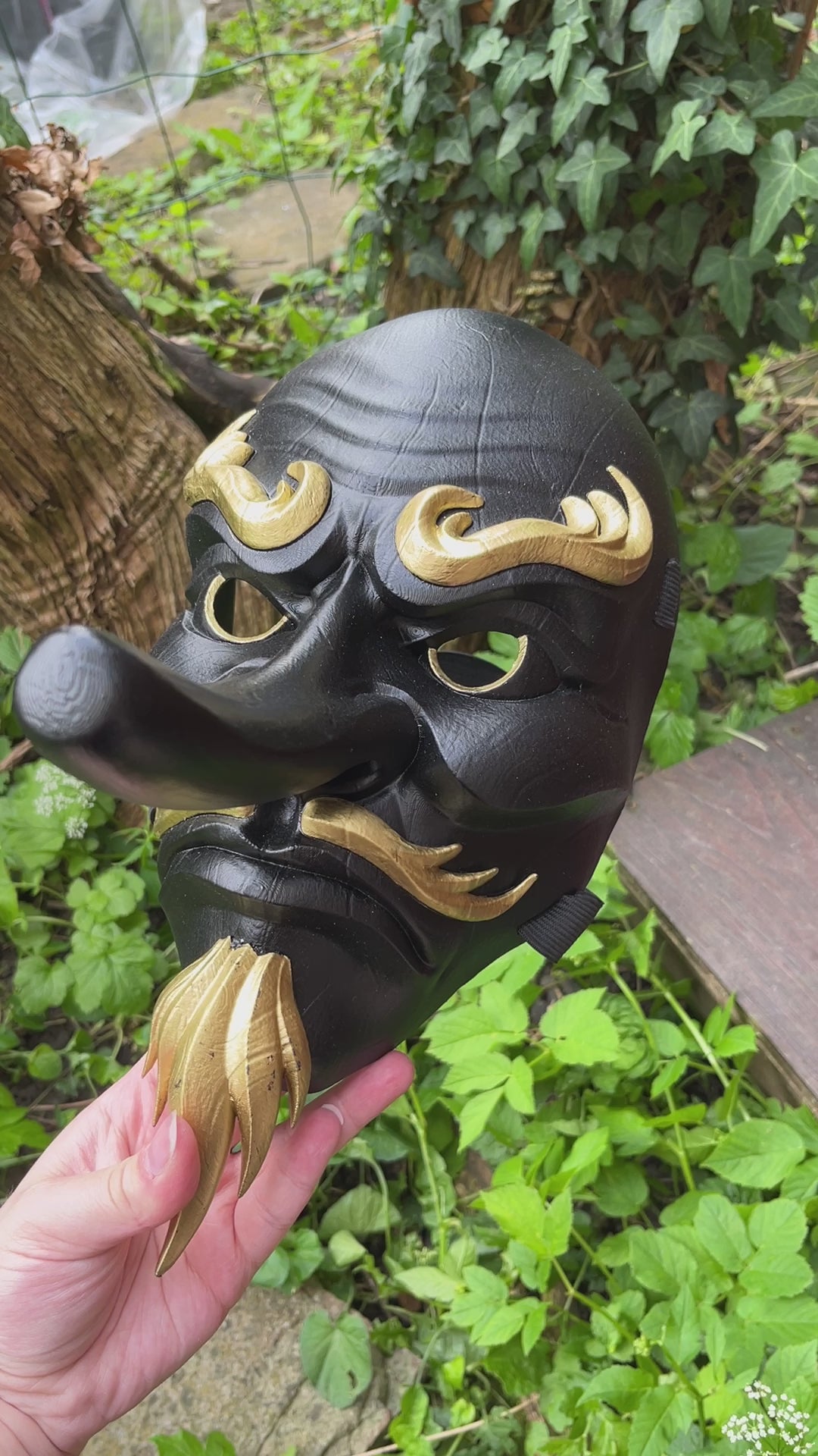 Tengu, masque tengu, masque japonais, masque oni, masque hannya, décoration japonaise, masque traditionnel, cosplay, Daëlys Art