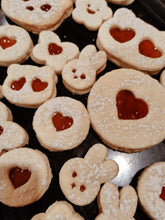 Load image into Gallery viewer, christmas cookie cutter, emporte-pièces de noël, emporte-pièce ourson, emporte-pièce mignon, Daëlys Art
