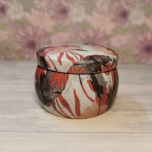 Load image into Gallery viewer, Bougie, bougie signe astrologique, made in france, fait main, bougie alsacienne, Daëlys Art
