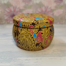 Load image into Gallery viewer, Bougie, bougie signe astrologique, made in france, fait main, bougie alsacienne, Daëlys Art
