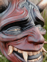 Charger l&#39;image dans la galerie, oni, décoration murale oni, décoration japonaise, masque oni, masque japonais, masque samuraï, oni wall decoration, japanese decor, samuraï props, hannya mask, masque hannya, décoration japonaise, manga, anime, Daëlys Art
