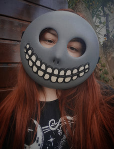 Masque Am Stram Gram, Shock Lock Barrel mask, cosplay jack skellington, nightmare before christmas mask, nightmare before christmas cosplay, l'étrange noël de monsieur Jack, Jack Skellington, Cosplay Halloween, Déguisement halloween, Daëlys Art